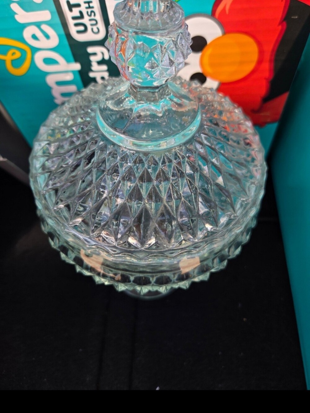 Source Unknown Clear Diamond-Cut Covered Candy Dish